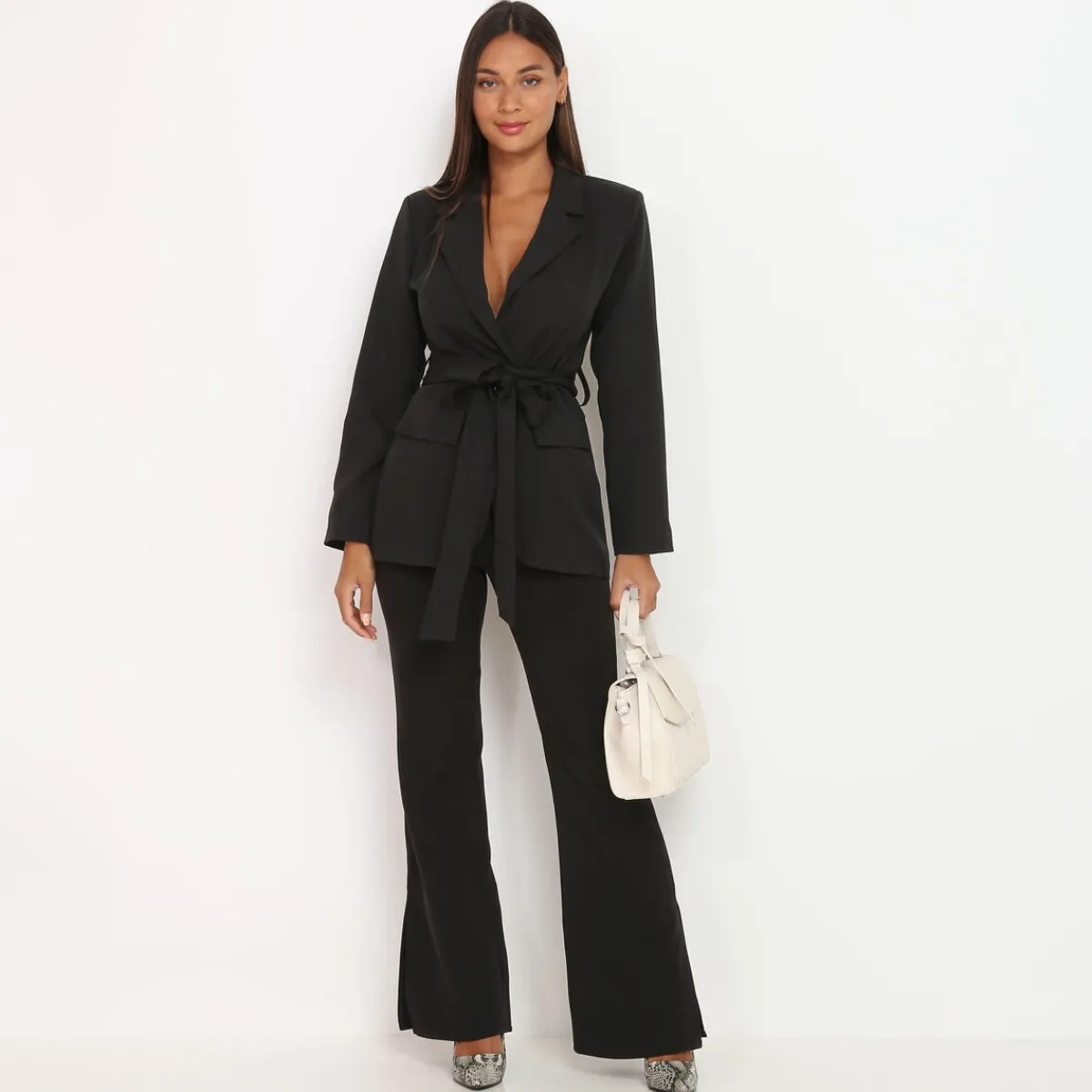 Online La Modeuse Pantalon flare à fentes Noir