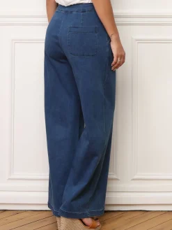 Sale La Modeuse Pantalon flare en denim à boutons Bleu