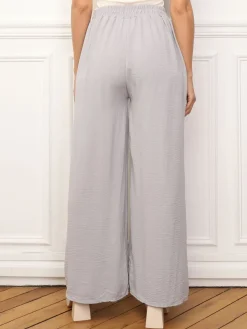Sale La Modeuse Pantalon large à plis et boutons Gris