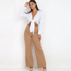 La Modeuse Pantalon large ceinturé Camel
