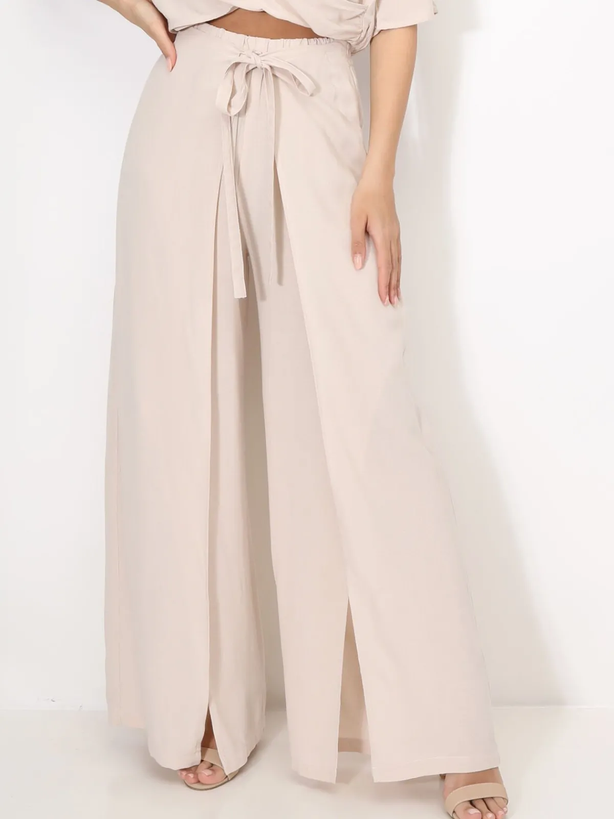 Hot La Modeuse Pantalon portefeuille ajouré Beige
