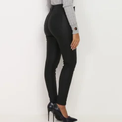 La Modeuse Pantalon skinny en simili à boutons Noir