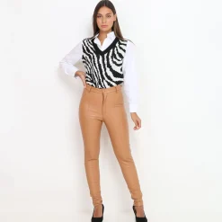 New La Modeuse Pantalon skinny en simili Camel