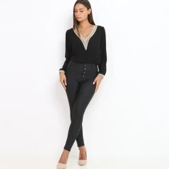 New La Modeuse Pantalon skinny enduit à boutons Noir