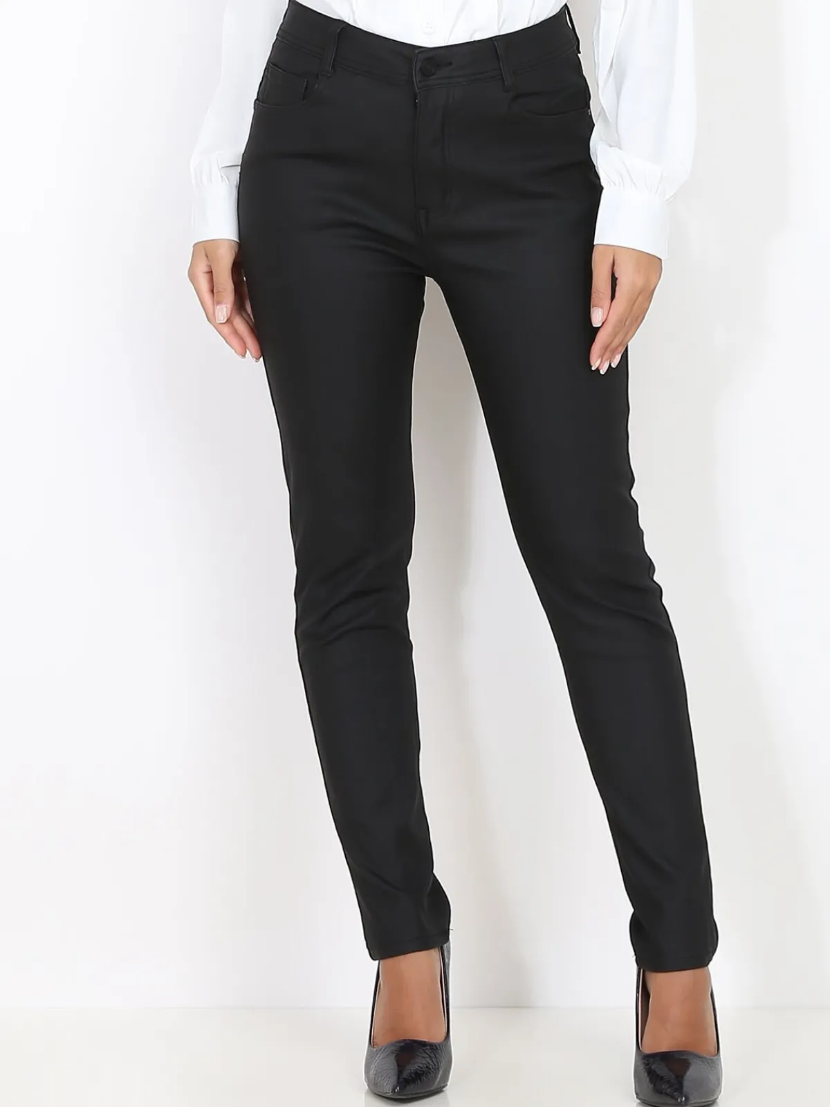 Discount La Modeuse Pantalon slim basique grandes tailles Noir