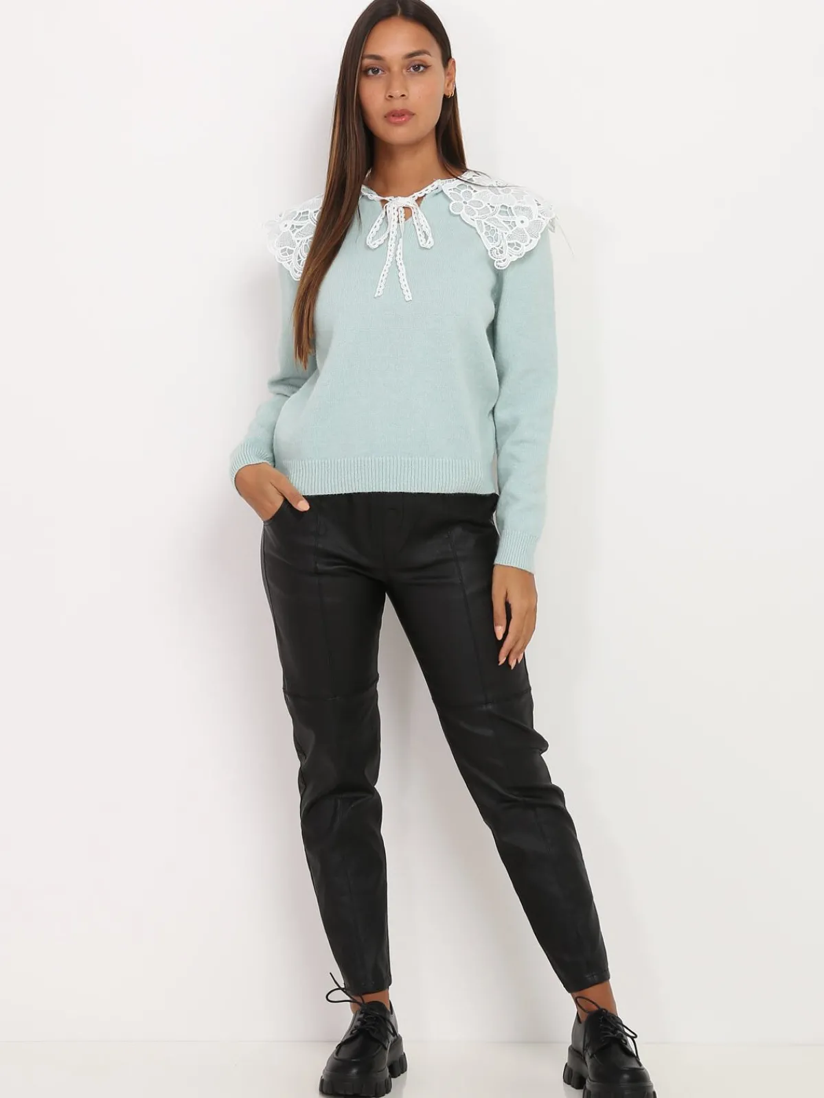 Sale La Modeuse Pull à col claudine XL en dentelle Vertclair