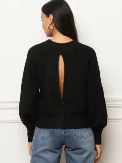 La Modeuse Pull à dos ouvert et perles Noir