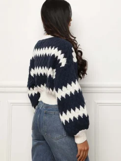 Best La Modeuse Pull court à imprimé graphique BleuMarine