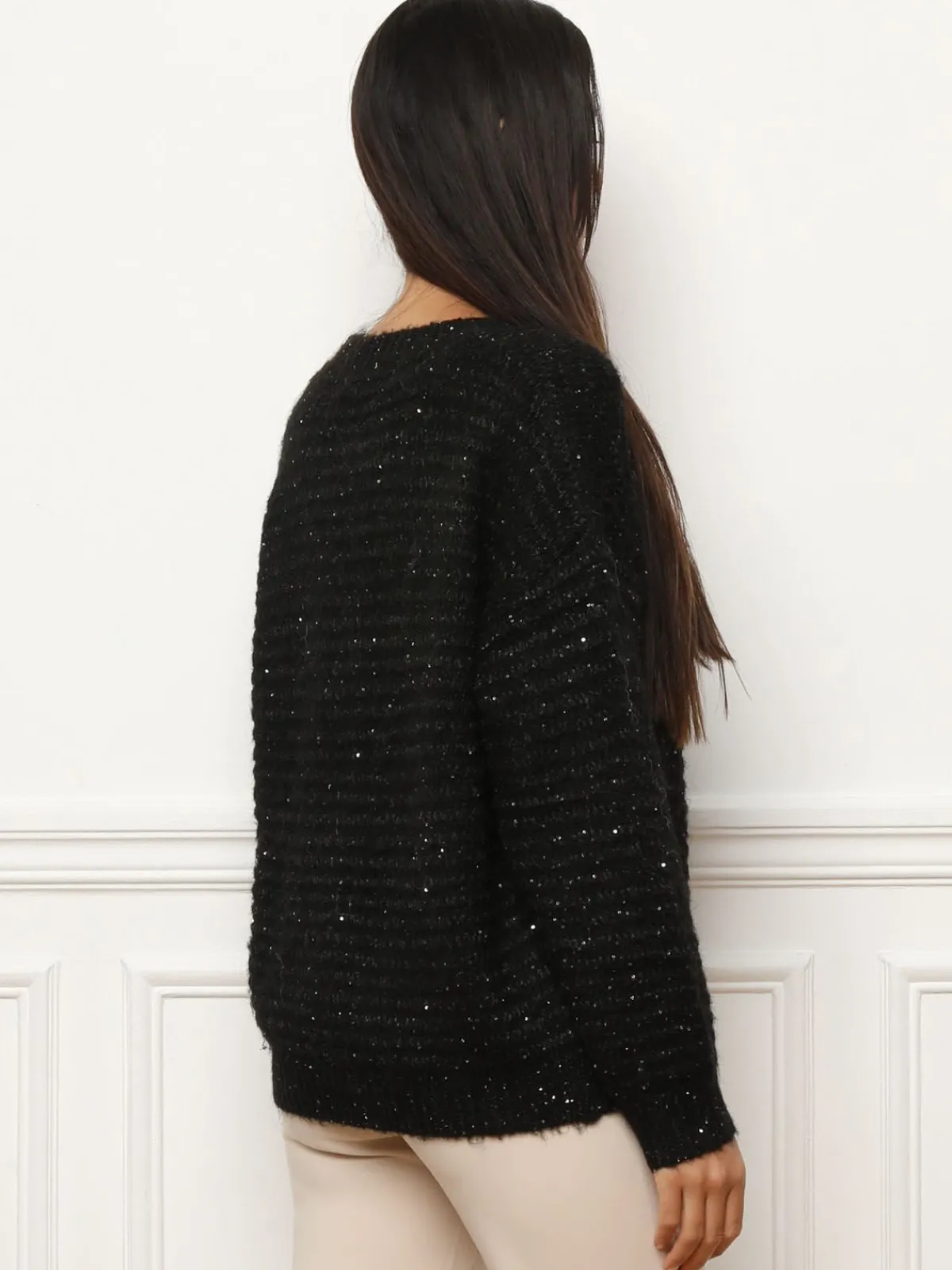 New La Modeuse Pull duveteux à sequins Noir