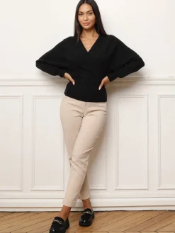 Outlet La Modeuse Pull en maille à col cache coeur Noir