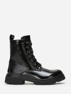La Modeuse Rangers vernies à plateforme crantée Noir