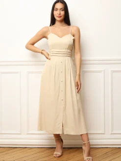 Hot La Modeuse Robe à boutons et détails plissés Beige