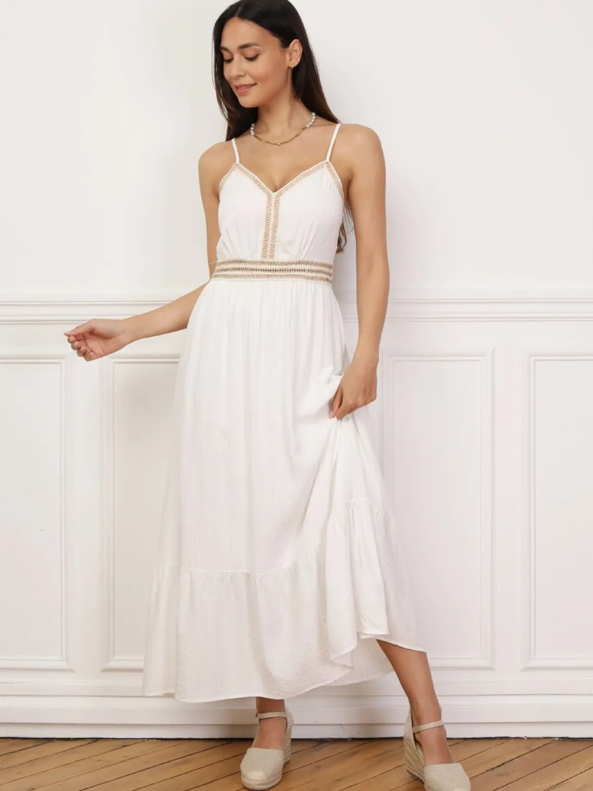 Best La Modeuse Robe à détails en cordage et fils dorés Blanc