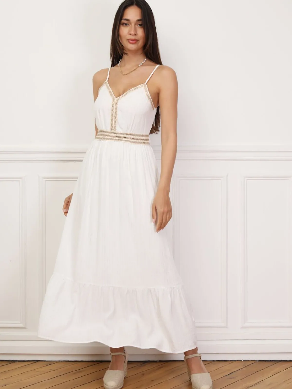 Best La Modeuse Robe à détails en cordage et fils dorés Blanc