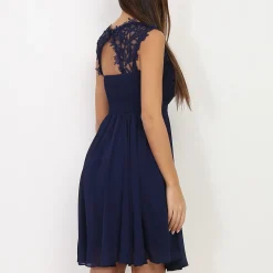 Outlet La Modeuse Robe à encolure dentelle grandes tailles BleuMarine