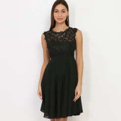 Discount La Modeuse Robe à encolure dentelle grandes tailles Noir