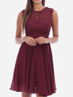 Outlet La Modeuse Robe à encolure dentelle grandes tailles Bordeaux