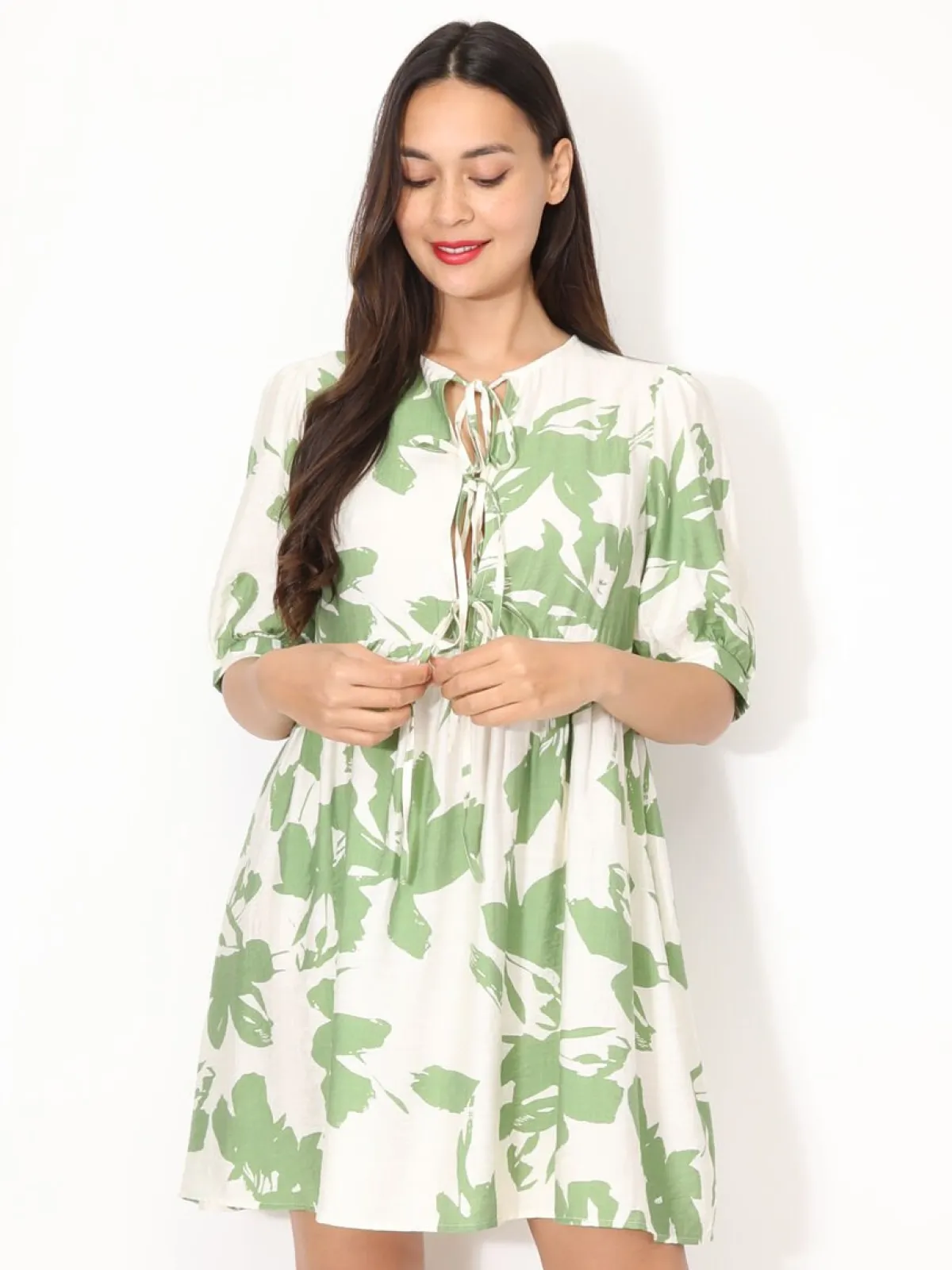 Best La Modeuse Robe à fleurs graphiques et n艙uds Vert