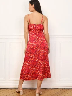 New La Modeuse Robe à motif palmiers et volants Rouge