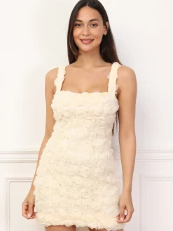 Clearance La Modeuse Robe ajustée en tulle fleurie Beige