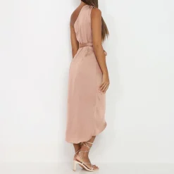 Hot La Modeuse Robe asymétrique satinée Rose