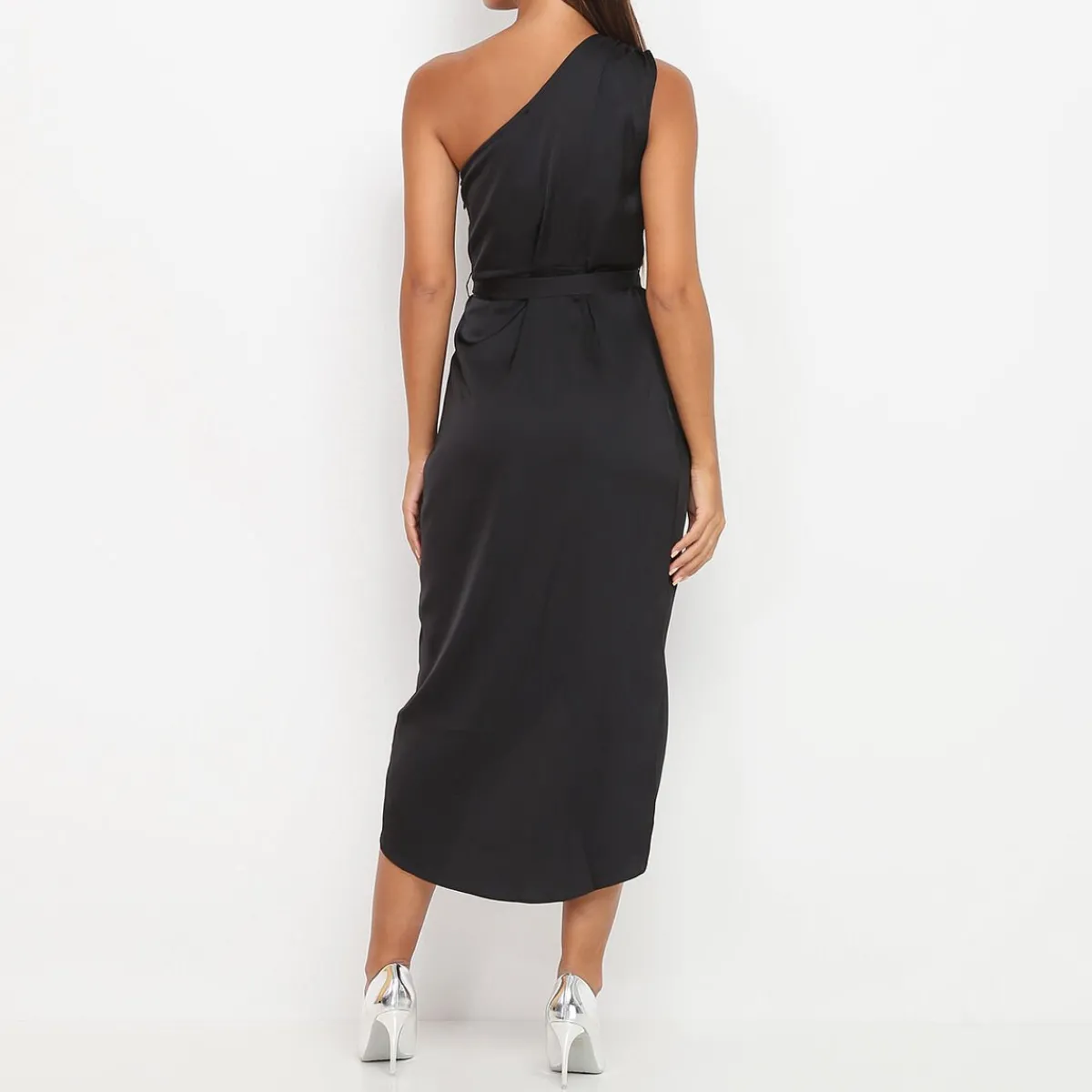 Online La Modeuse Robe asymétrique satinée Noir