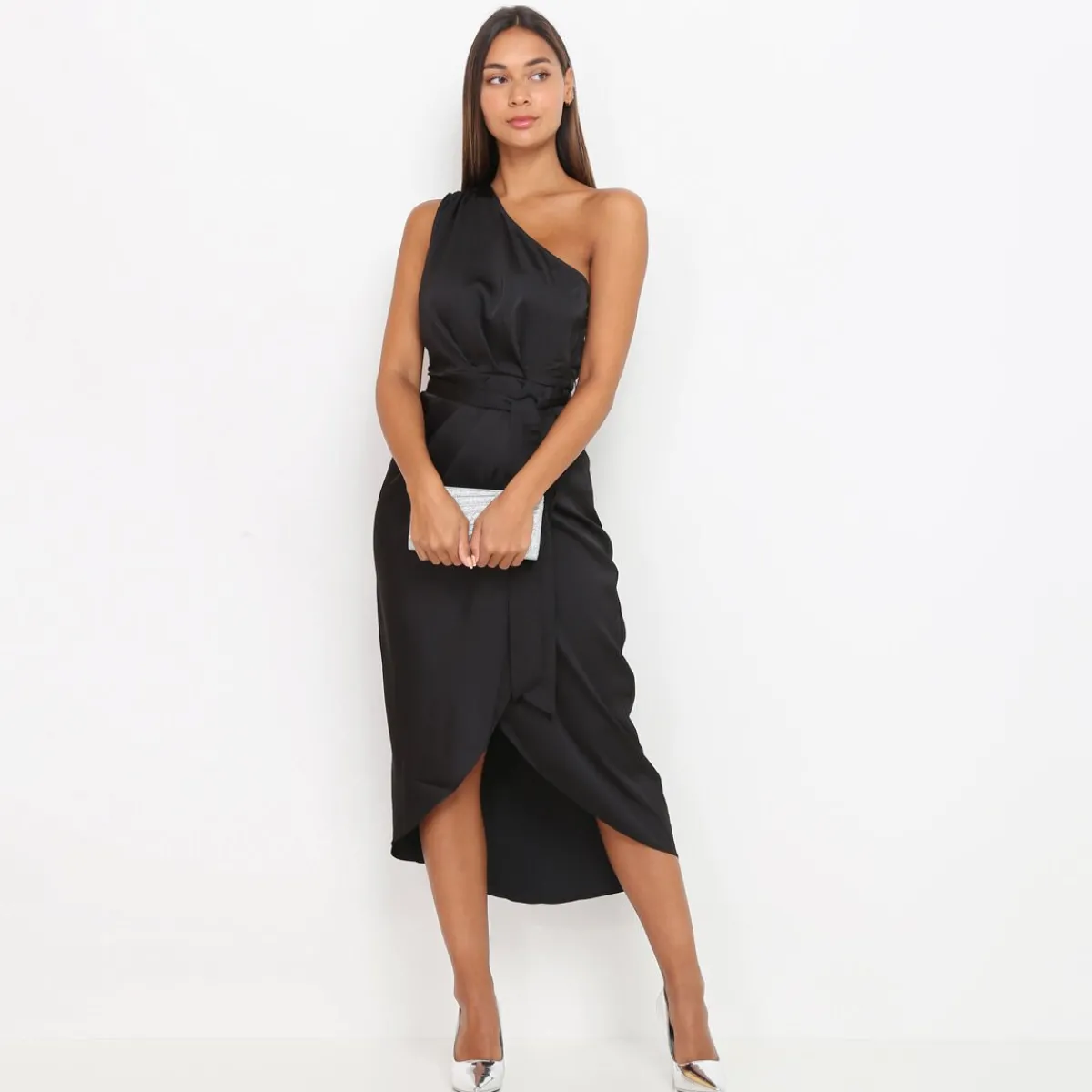 Online La Modeuse Robe asymétrique satinée Noir