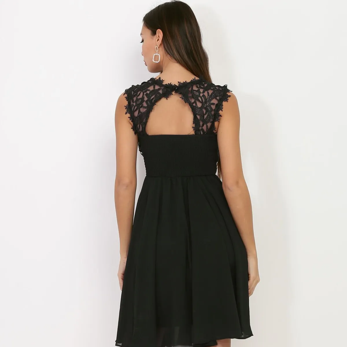Best La Modeuse Robe avec dentelle Noir