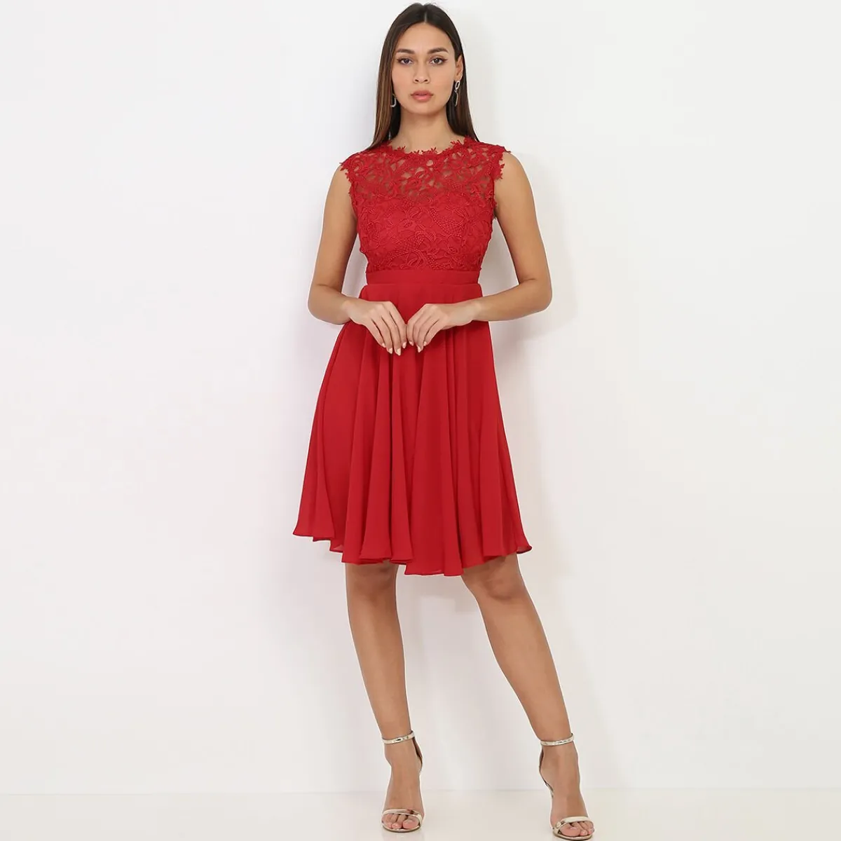 Online La Modeuse Robe avec dentelle Rouge