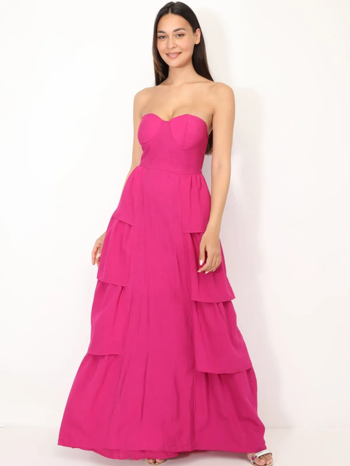 New La Modeuse Robe bustier longue à volants Fuchsia