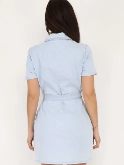 Discount La Modeuse Robe ceinturée en denim BleuClair