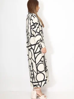 Sale La Modeuse Robe chemise à motif géométrique Beige