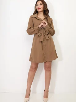 New La Modeuse Robe chemise à nouer Camel