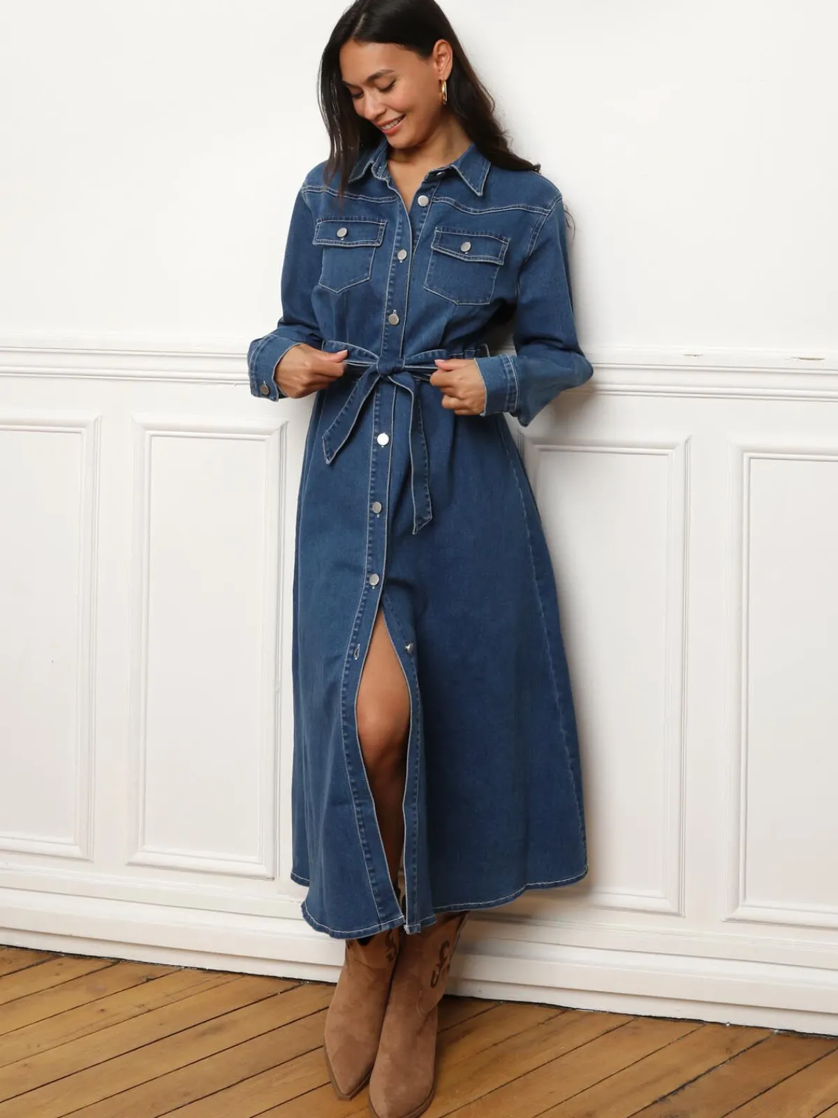 New La Modeuse Robe chemise en denim à nouer Bleufoncé