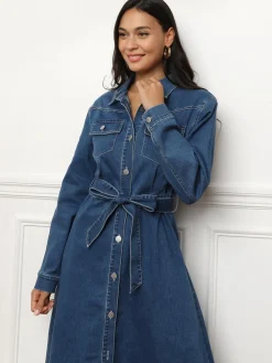 New La Modeuse Robe chemise en denim à nouer Bleufoncé