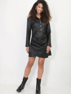 La Modeuse Robe chemise enduite et froncée Noir