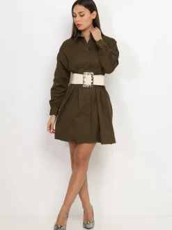 Outlet La Modeuse Robe chemise plissée et évasée Kaki
