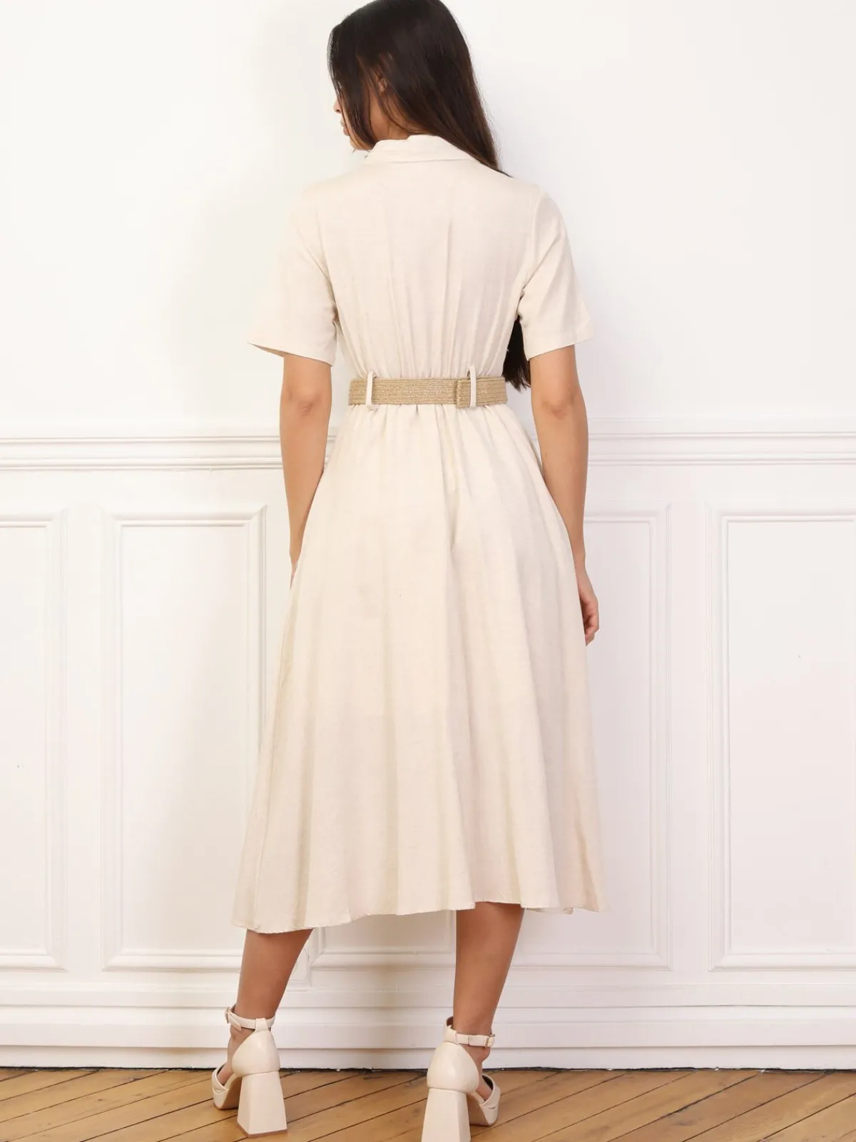New La Modeuse Robe chemise style utilitaire Beige