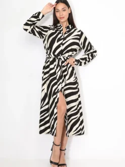 Clearance La Modeuse Robe chemise texturée à motif zébré Noir