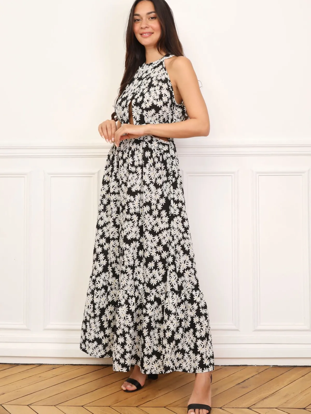 La Modeuse Robe cut-out à fleurs et broderie Noir