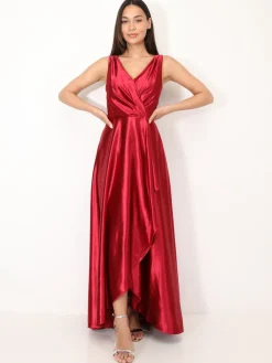 Sale La Modeuse Robe de cérémonie satinée et drapée Rougefoncé
