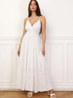 Discount La Modeuse Robe en broderie anglaise et fleurs Blanc