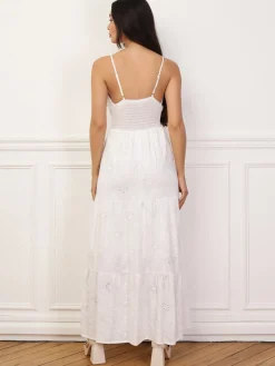 Discount La Modeuse Robe en broderie anglaise et fleurs Blanc