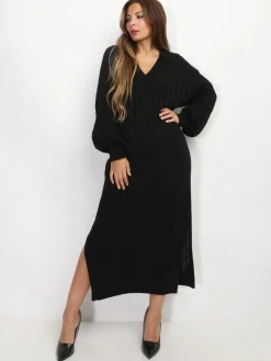 New La Modeuse Robe en maille côtelée à fentes Noir