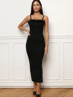 Discount La Modeuse Robe fendue à plumes Noir