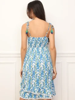 Hot La Modeuse Robe fleurie à volants et bretelles à nouer Blanc