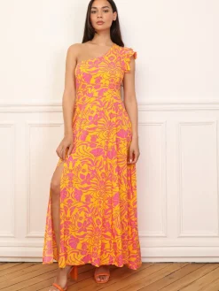 Sale La Modeuse Robe fleurie asymétrique à volants Orange