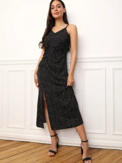 Sale La Modeuse Robe froncée et fendue à pois Noir