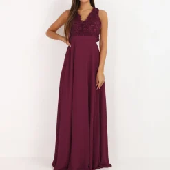 Hot La Modeuse Robe longue à broderies fleuries Bordeaux