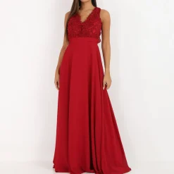 Hot La Modeuse Robe longue à broderies fleuries Rouge